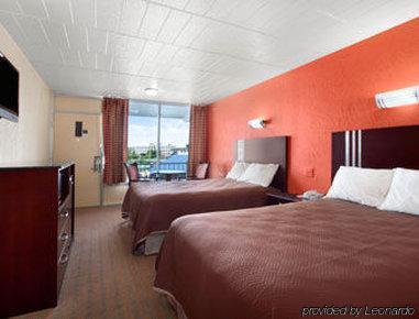 Travelodge Моргантаун Номер фото